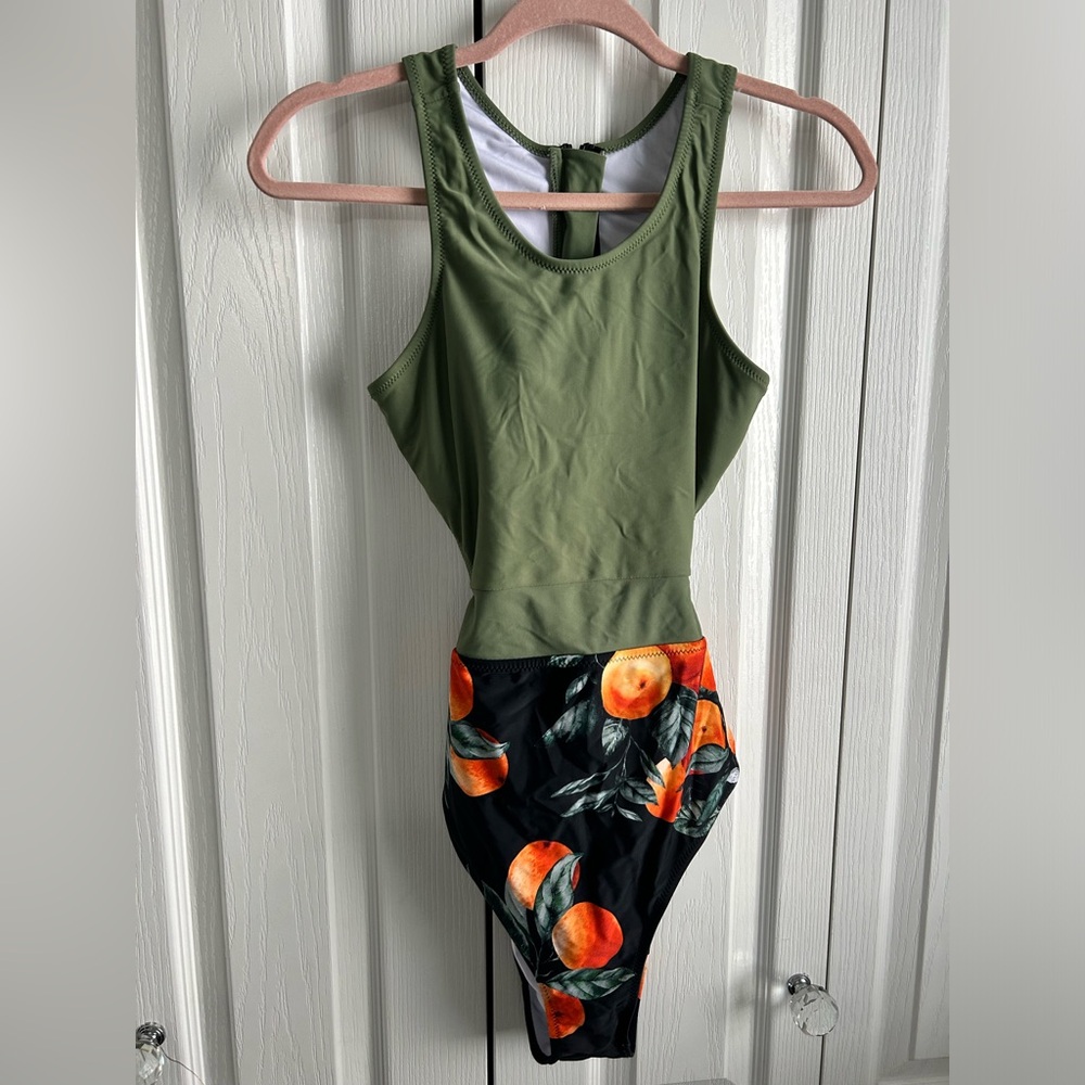 NWOT Cupshe One Piece Bathing Suit